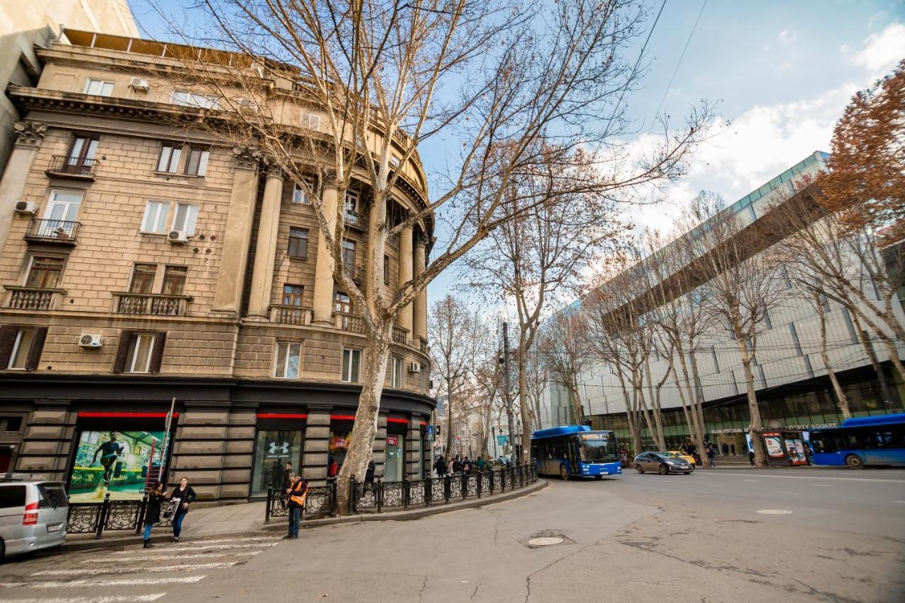 Apartment Gallery Rustaveli 1 Tbilisi Exterior foto